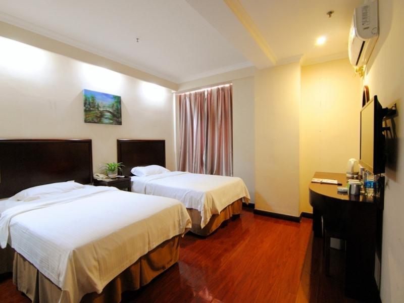 Greentree Inn Chongqing North Railway Station Express Hotel Exterior photo